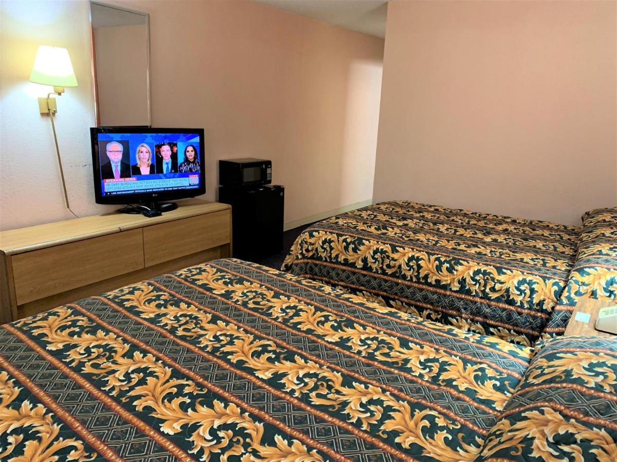 Red Carpet Inn & Suites Lima -Listing Partner Εξωτερικό φωτογραφία