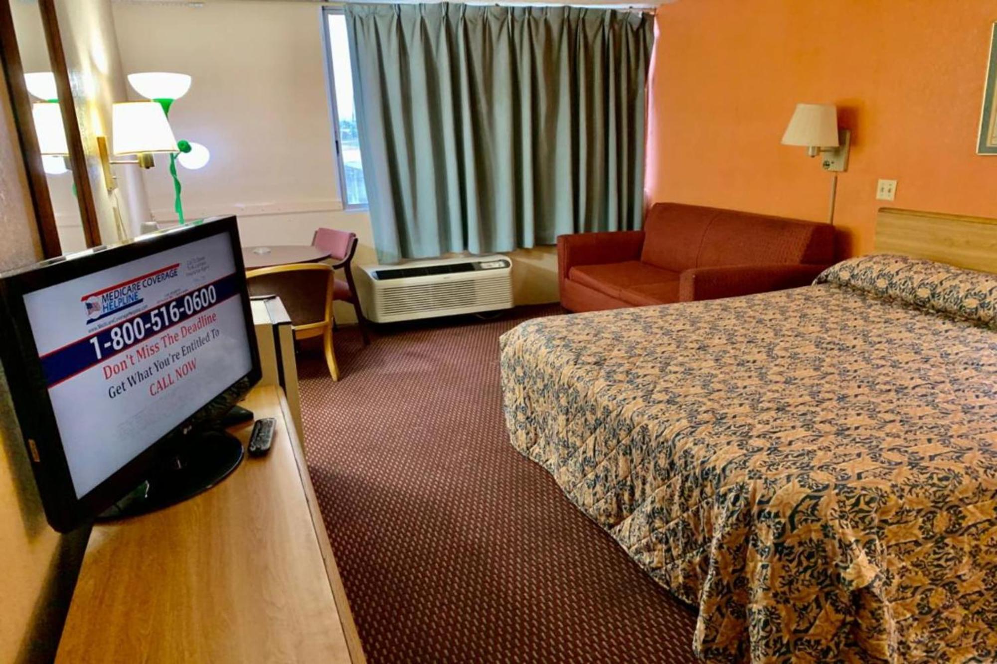 Red Carpet Inn & Suites Lima -Listing Partner Εξωτερικό φωτογραφία