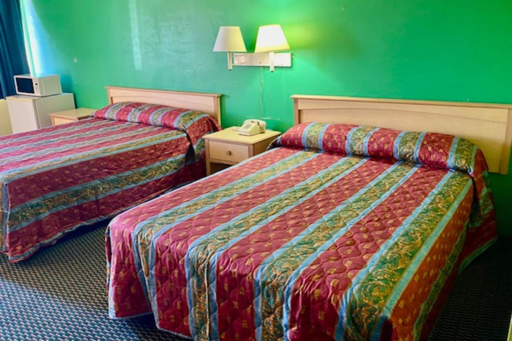 Red Carpet Inn & Suites Lima -Listing Partner Εξωτερικό φωτογραφία