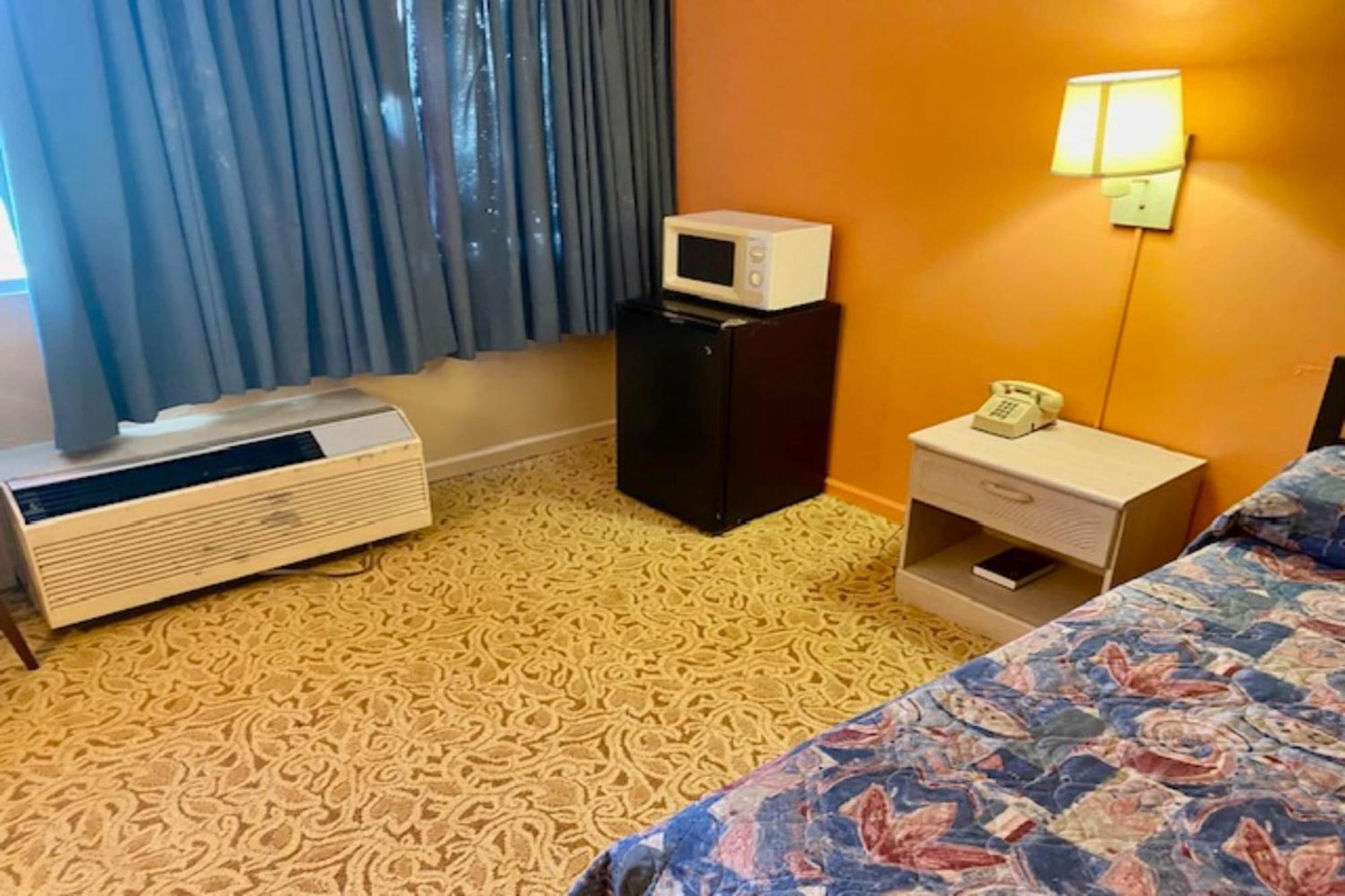 Red Carpet Inn & Suites Lima -Listing Partner Εξωτερικό φωτογραφία