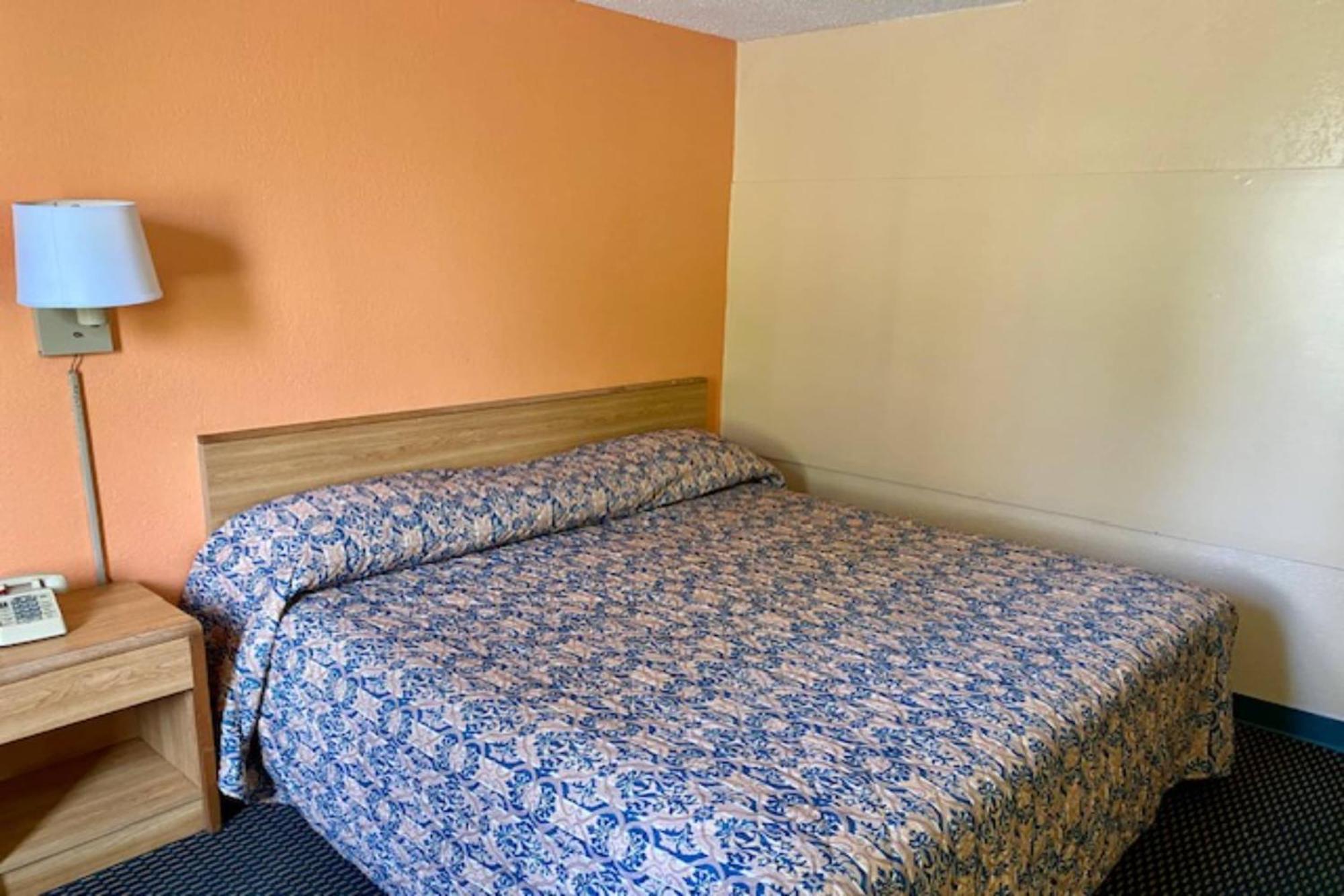 Red Carpet Inn & Suites Lima -Listing Partner Εξωτερικό φωτογραφία