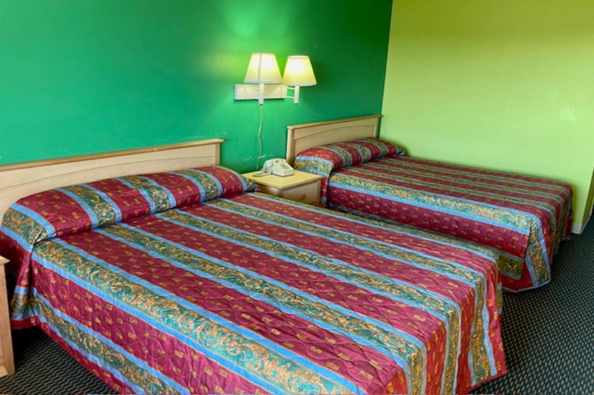 Red Carpet Inn & Suites Lima -Listing Partner Εξωτερικό φωτογραφία